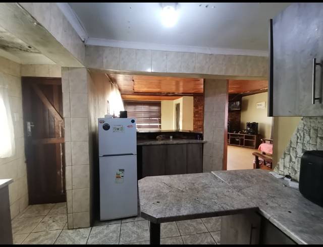 4 BEDROOM HOUSE FOR SALE IN EDEN PARK